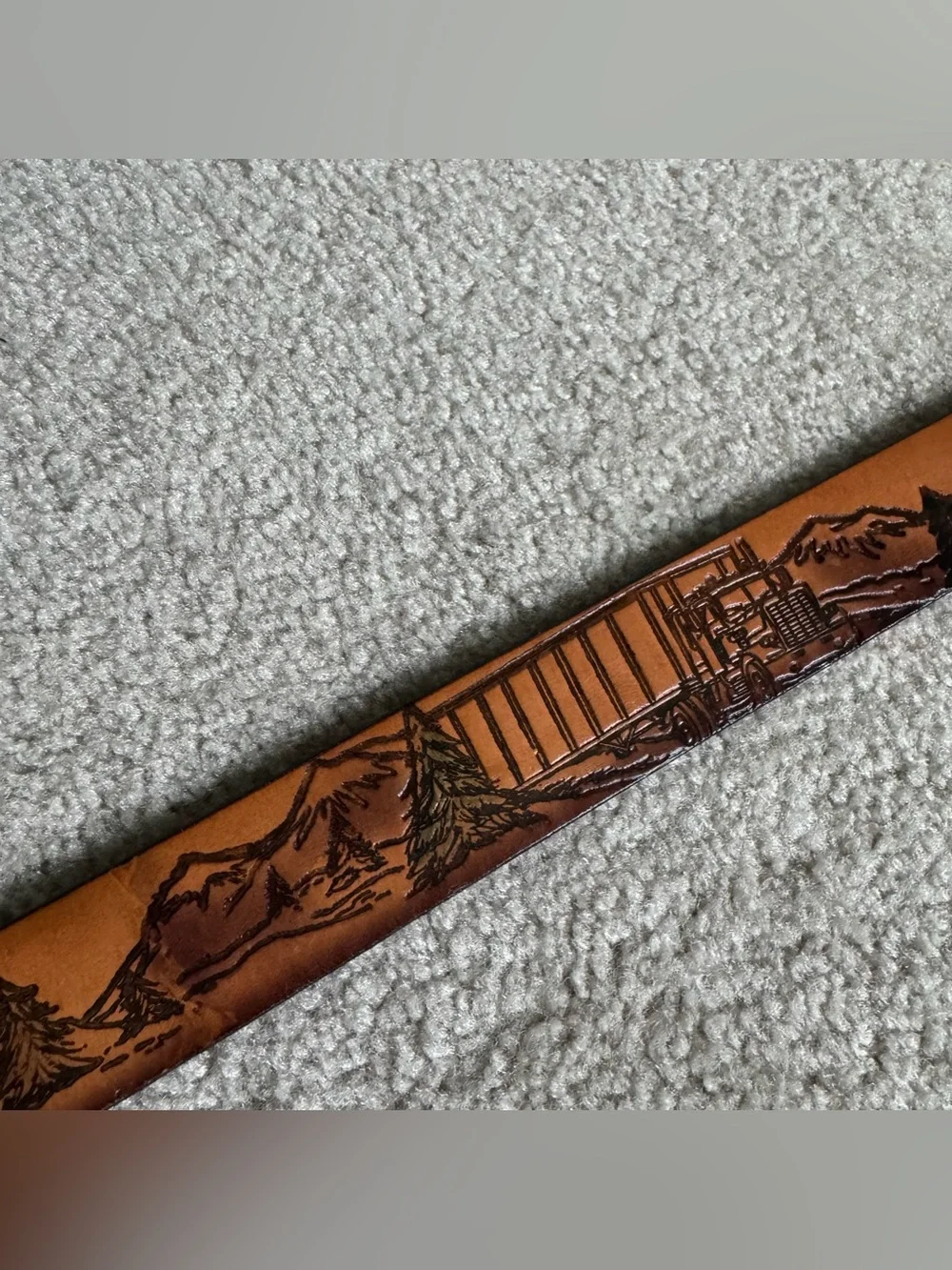 Trucker Mack / Semi Truck Mountain Outdoors Scene Brown Vintage Leather Belt
